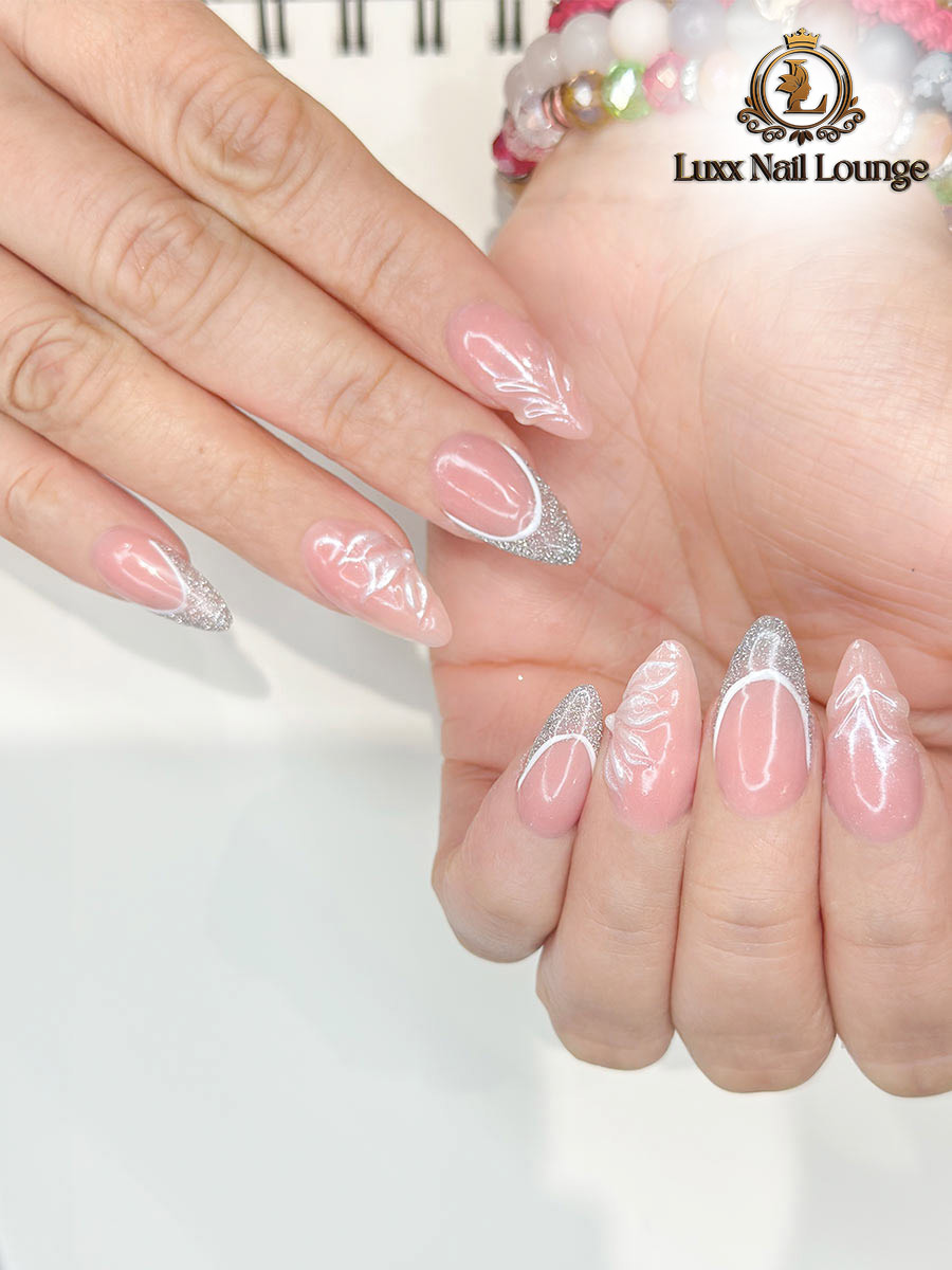 Luxx Nail Lounge